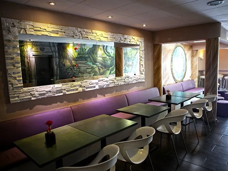 Hostal Miranda Blanes