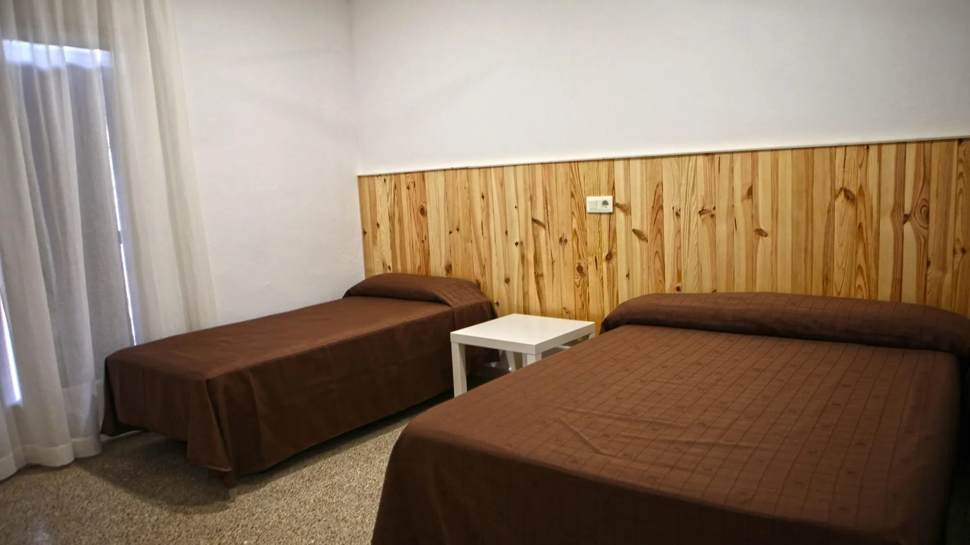 Pensión Hostal Miranda Blanes