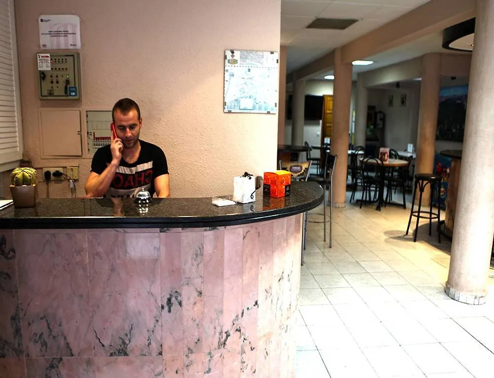 Hostal Miranda Blanes Pensión