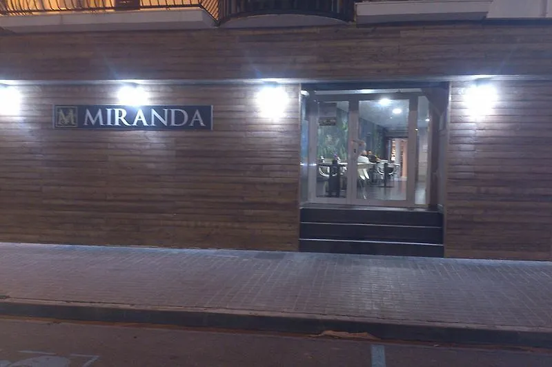 Pensión Hostal Miranda Blanes